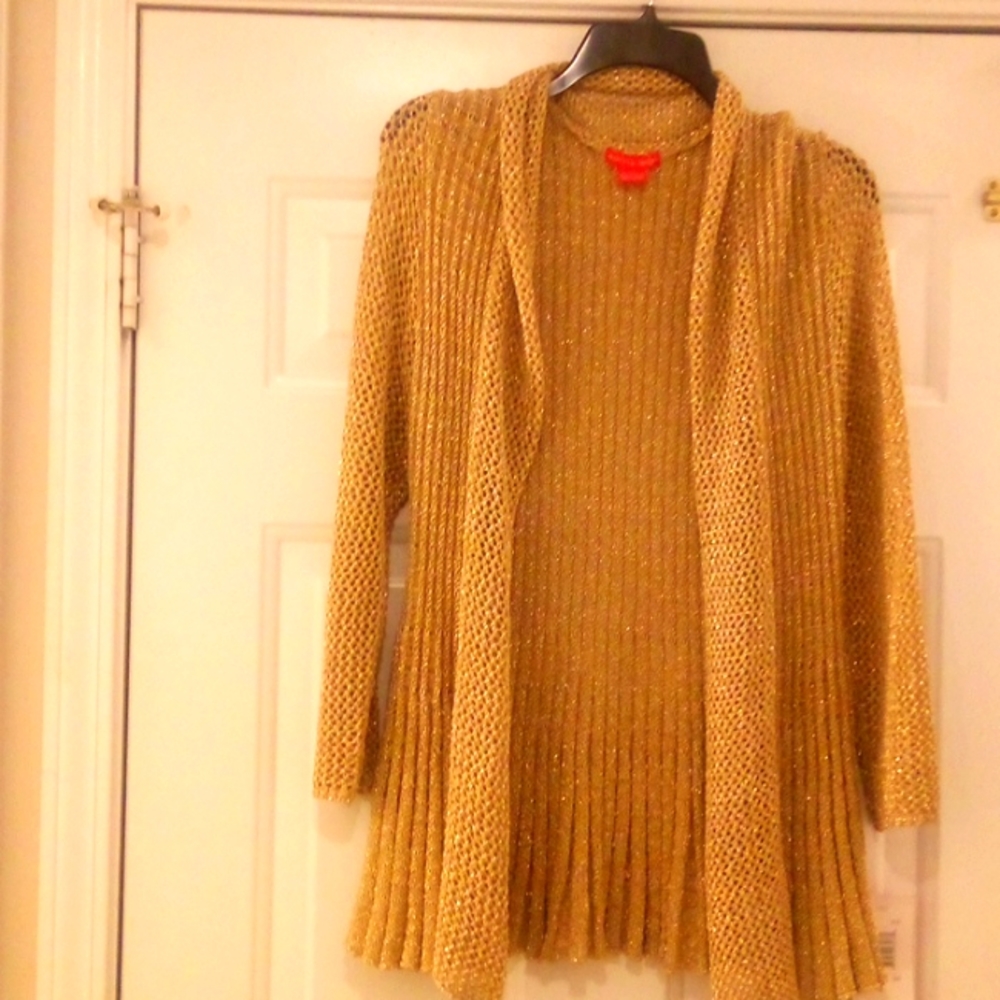 Gold elegant sweater